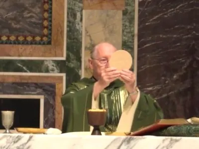 English Language Classes / Clases de Inglés Cathedral of St. Matthew the Apostle in Washington