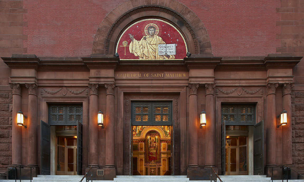 Tour Exterior & Design Cathedral of St. Matthew the